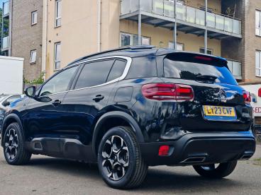 SPOTICAR Citroën C5 Aircross 1.6 14.2kwh Shine E-eat8 Euro 6 (s/s) 5dr Used Car - Suv Plug-in Hybrid Black - Dartford - 1200603024_4