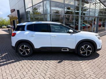 SPOTICAR Citroën C5 Aircross 1.5 Bluehdi Shine Euro 6 (s/s) 5dr Used Car - Suv Diesel White - Trowbridge - 1200607412_2