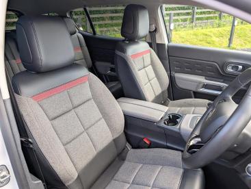 SPOTICAR Citroën C5 Aircross 1.2 Puretech Shine Euro 6 (s/s) 5dr Used Car - Suv Petrol White - County Antrim - 1200613664_4