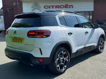SPOTICAR Citroën C5 Aircross 1.5 Bluehdi Max Edition Eat8 Euro 6 (s/s) 5dr Used Car - Suv Diesel White - Chorley - 1200617132_5