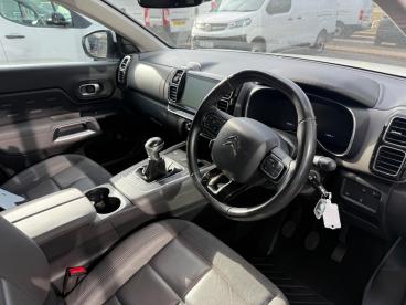 SPOTICAR Citroën C5 Aircross 1.2 Puretech Flair Euro 6 (s/s) 5dr Used Car - Suv Petrol White - Boston - 1200624616_3