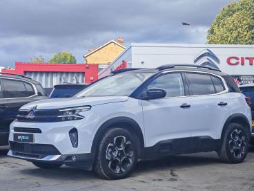 SPOTICAR Citroën C5 Aircross 1.5 Bluehdi Max Edition Eat8 Euro 6 (s/s) 5dr Used Car - Suv Diesel White - Dartford - 1200630323_3