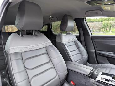 SPOTICAR Citroën C5 X 1.2 Puretech Shine Eat8 Euro 6 (s/s) 5dr Used Car - Hatchback Petrol White - County Antrim - 1200530084_5