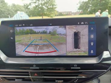 SPOTICAR Citroën C5 X 1.2 Puretech Max Eat8 Euro 6 (s/s) 5dr Used Car - Hatchback Petrol Blue - Aylesbury - 1200574767_3