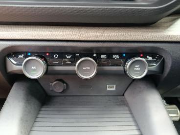 SPOTICAR Citroën C5 X 1.2 Puretech Max Eat8 Euro 6 (s/s) 5dr Used Car - Hatchback Petrol Blue - Aylesbury - 1200574767_5