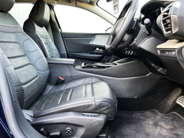 SPOTICAR Citroën C5 X 1.2 Puretech Max Eat8 Euro 6 (s/s) 5dr Used Car - Hatchback Petrol Blue - Harrogate - 1200576541_5