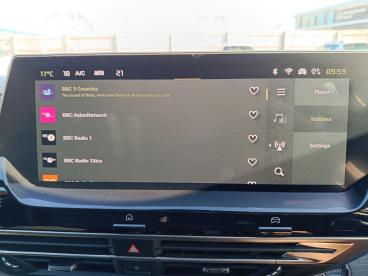 SPOTICAR Citroën C5 X 1.2 Puretech Shine Plus Eat8 Euro 6 (s/s) 5dr Used Car - Hatchback Petrol Black - Aylesbury - 1200583113_4