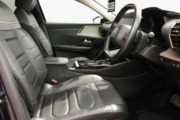 SPOTICAR Citroën C5 X 1.2 Puretech Plus Eat8 Euro 6 (s/s) 5dr Used Car - Hatchback Petrol Blue - Keighley - 1200612099_2