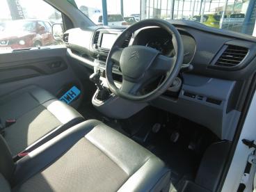 SPOTICAR Citroën Dispatch Van 1.5 Bluehdi 1000 Enterprise Pro M Fwd 2 Euro 6 (s/ Used Car - Commercial Vehicle Diesel White - Barrow In Furness - 1200476170_2