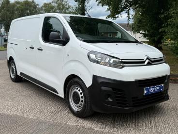 SPOTICAR Citroën Dispatch Van 1.5 Bluehdi 1000 Enterprise Pro M Fwd 2 Euro 6 (s/ Used Car - Commercial Vehicle Diesel White - Carlisle - 1200529951_1
