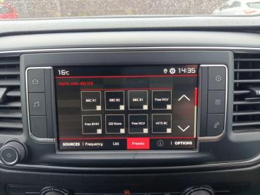 SPOTICAR Citroën Dispatch Van 2.0 Bluehdi 1400 Enterprise Edition M Fwd 2 Euro 6 Used Car - Commercial Vehicle Diesel Grey - Aylesbury - 1200546733_4