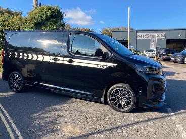 SPOTICAR Citroën Dispatch Van 2.2 Vtr M Crew Van Auto 8 Mwb Euro 6 (s/s) 6dr Used Car - Commercial Vehicle Diesel  - Plymouth - 1200548547_2