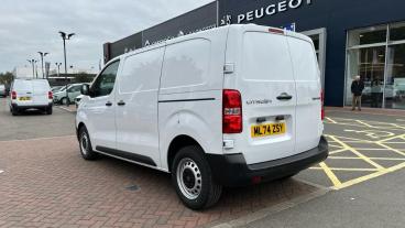 SPOTICAR Citroën Dispatch Van 1.5 Bluehdi Enterprise M Mwb Euro 6 (s/s) 6dr Used Car - Commercial Vehicle Diesel White - Leicester - 1200550334_5