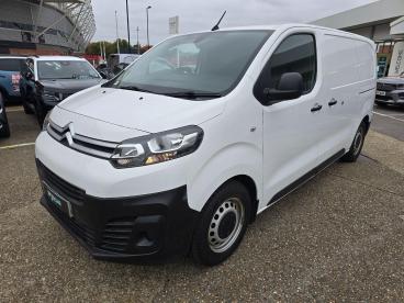 SPOTICAR Citroën Dispatch Van 1.5 Bluehdi 1000 Enterprise Pro M Fwd 2 Euro 6 (s/ Used Car - Commercial Vehicle Diesel White - Southampton - 1200551391_3