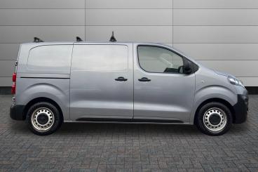 SPOTICAR Citroën Dispatch Van 1.5 Bluehdi 1000 Enterprise Pro M Fwd 2 Euro 6 (s/ Used Car - Commercial Vehicle Diesel Grey - Peterborough - 1200556526_4