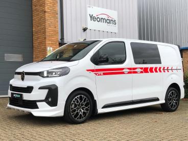 SPOTICAR Citroën Dispatch Van 2.2 Vtr M Crew Van Auto 8 Mwb Euro 6 (s/s) 6dr Used Car - Commercial Vehicle Diesel White - Fareham - 1200557812_4