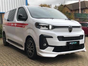 SPOTICAR Citroën Dispatch Van 2.2 Vtr M Crew Van Auto 8 Mwb Euro 6 (s/s) 6dr Used Car - Commercial Vehicle Diesel White - Fareham - 1200557812_5