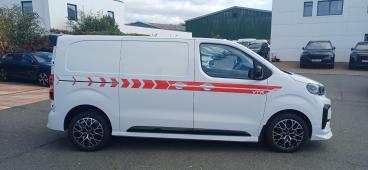 SPOTICAR Citroën Dispatch Van 2.2 Vtr M Auto 8 Mwb Euro 6 (s/s) 6dr Used Car - Commercial Vehicle Diesel  - Exeter - 1200562903_3