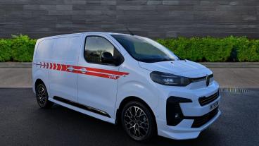 SPOTICAR Citroën Dispatch Van 2.2 Vtr M Auto 8 Mwb Euro 6 (s/s) 6dr Used Car - Commercial Vehicle Diesel White - Telford - 1200563322_1