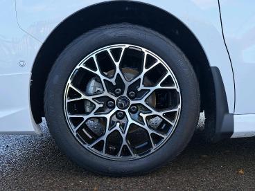 SPOTICAR Citroën Dispatch Van 2.2 Vtr M Auto 8 Mwb Euro 6 (s/s) 6dr Used Car - Commercial Vehicle Diesel White - Telford - 1200563322_5