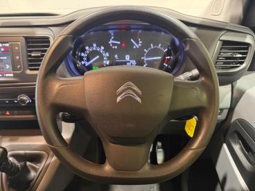 SPOTICAR Citroën Dispatch Van 2.0 Bluehdi 1400 Enterprise Pro M Fwd 2 Euro 6 (s/ Used Car - Commercial Vehicle Diesel Grey - Carlisle - 1200567993_3