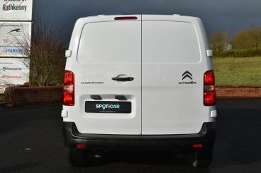 SPOTICAR Citroën Dispatch Van 1.5 Bluehdi 1000 Enterprise Edition M Fwd 2 Euro 6 Used Car - Commercial Vehicle Diesel White - Ballymena County Antrim - 1200582385_4
