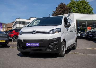 SPOTICAR Citroën Dispatch Van 1.5 Bluehdi 1000 Enterprise Edition M Fwd 2 Euro 6 Used Car - Commercial Vehicle Diesel White - Aldershot - 1200583836_4