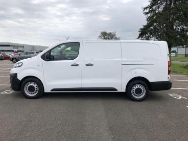 SPOTICAR Citroën Dispatch Van 2.0 Bluehdi 1400 Enterprise Xl Fwd 3 Euro 6 (s/s) Used Car - Commercial Vehicle Diesel White - Bridgend - 1200600155_4