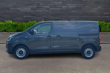 SPOTICAR Citroën Dispatch Van 2.2 Enterprise M Mwb Euro 6 (s/s) 6dr Used Car - Commercial Vehicle Diesel White - Telford - 1200601189_4