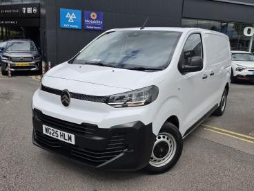SPOTICAR Citroën Dispatch Van 1.5 Bluehdi Enterprise M Mwb Euro 6 (s/s) 6dr Used Car - Commercial Vehicle Diesel White - Wakefield - 1200602781_2
