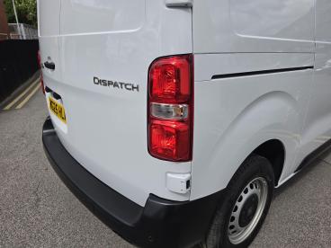 SPOTICAR Citroën Dispatch Van 1.5 Bluehdi Enterprise M Mwb Euro 6 (s/s) 6dr Used Car - Commercial Vehicle Diesel White - Wakefield - 1200602781_5