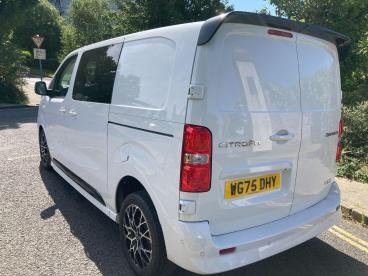SPOTICAR Citroën Dispatch Van 2.0 Bluehdi Vtr M Crew Van A8 Mwb Euro 6 6dr Used Car - Commercial Vehicle Diesel White - Plymouth - 1200610224_3