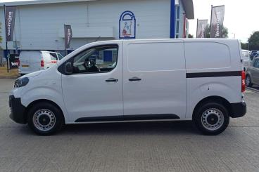 SPOTICAR Citroën Dispatch Van 1.5 Bluehdi Enterprise M Mwb Euro 6 (s/s) 6dr Used Car - Commercial Vehicle Diesel White - Exeter - 1200629050_4