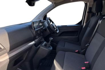 SPOTICAR Citroën Dispatch Van 1.5 Bluehdi Enterprise M Mwb Euro 6 (s/s) 6dr Used Car - Commercial Vehicle Diesel White - Peterborough - 1200639871_2