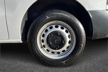 SPOTICAR Citroën Dispatch Van 1.5 Bluehdi Enterprise M Mwb Euro 6 (s/s) 6dr Used Car - Commercial Vehicle Diesel White - Peterborough - 1200639871_5