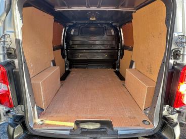 SPOTICAR Citroën Dispatch Van 1.5 Bluehdi 1000 Enterprise Edition M Fwd 2 Euro 6 Used Car - Commercial Vehicle Diesel Grey - Carlisle - 1200640340_5