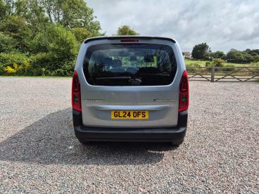 SPOTICAR Citroën Berlingo E-berlingo 52kwh Plus M Auto 5dr (7.4kw Charger) Used Car - Mpv Electric Grey - Folkestone - 1200527203_5