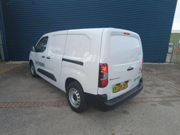 SPOTICAR Citroën Berlingo E-berlingo 750 50kwh Enterprise Edition Xl Auto Lwb 6dr (7.4k Used Car - Commercial Vehicle Electric White - Barrow In Furness - 1200541398_2