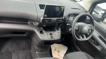 SPOTICAR Citroën Berlingo E-berlingo 750 50kwh Enterprise Edition Xl Auto Lwb 6dr (7.4k Used Car - Commercial Vehicle Electric White - Wimbledon - 1200571928_5