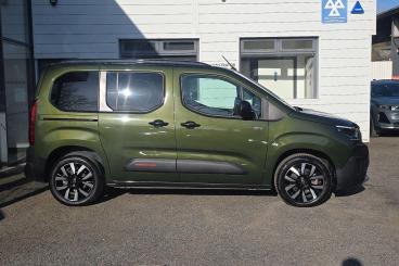 SPOTICAR Citroën Berlingo E-berlingo 52kwh Max M Auto 5dr (7.4kw Charger) Used Car - Mpv Electric Green - Torquay - 1200578117_2