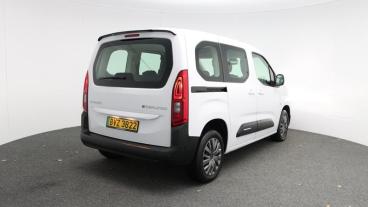 SPOTICAR Citroën Berlingo E-berlingo 52kwh Plus M Auto 5dr (7.4kw Charger) Used Car - Mpv Electric White - St. Austell - 1200579544_3