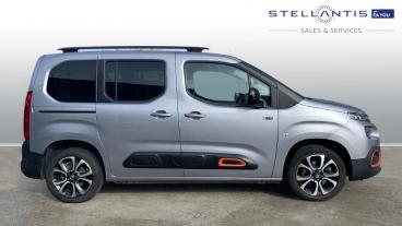 SPOTICAR Citroën Berlingo E-berlingo 50kwh Flair Xtr M Auto 5dr (7.4kw Charger) Used Car - Mpv Electric Red - Maidstone - 1200579816_2