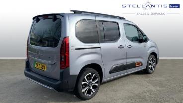 SPOTICAR Citroën Berlingo E-berlingo 50kwh Flair Xtr M Auto 5dr (7.4kw Charger) Used Car - Mpv Electric Red - Maidstone - 1200579816_3