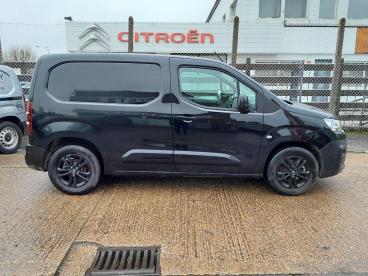 SPOTICAR Citroën Berlingo E-berlingo 800 50kwh Driver M Pro Auto Swb 5dr (7.4kw Charger Used Car - Commercial Vehicle Electric Black - Colchester - 1200583276_5
