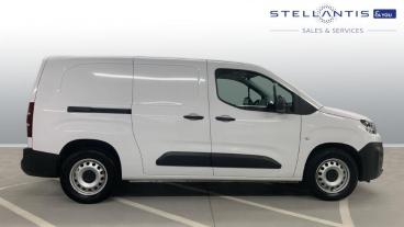 SPOTICAR Citroën Berlingo E-berlingo 750 50kwh Enterprise Edition Xl Auto Lwb 6dr (7.4k Used Car - Commercial Vehicle Electric White - West London - 1200590105_2