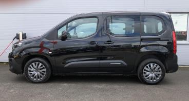 SPOTICAR Citroën Berlingo E-berlingo 52kwh Plus M Auto 5dr (7.4kw Charger) Used Car - Mpv Electric Black - Keighley - 1200599281_5