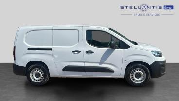 SPOTICAR Citroën Berlingo E-berlingo 750 50kwh Enterprise Edition Xl Auto Lwb 6dr (7.4k Used Car - Commercial Vehicle Electric White - Leicester - 1200604408_2
