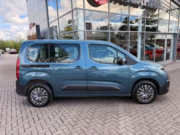 SPOTICAR Citroën Berlingo E-berlingo 52kwh Plus M Auto 5dr (7.4kw Charger) Used Car - Mpv Electric Blue - Trowbridge - 1200607411_2