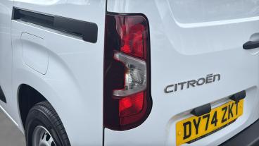 SPOTICAR Citroën Berlingo E-berlingo 52kwh Enterprise M Panel Van Auto Swb 5dr (7.4kw C Used Car - Commercial Vehicle Electric White - Salford - 1200610371_5
