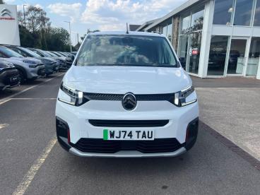 SPOTICAR Citroën Berlingo E-berlingo 52kwh Max M Auto 5dr (11kw Charger) Used Car - Mpv Electric White - Near Chipping Sodbury - 1200616186_2